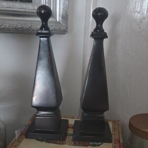 Elegant Black Decorative Obelisks